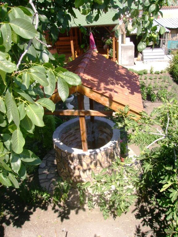Guest House Jumbo Aheloi Exterior foto